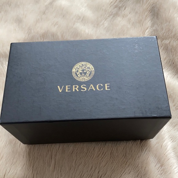 Authentic Versace box - Picture 1 of 5
